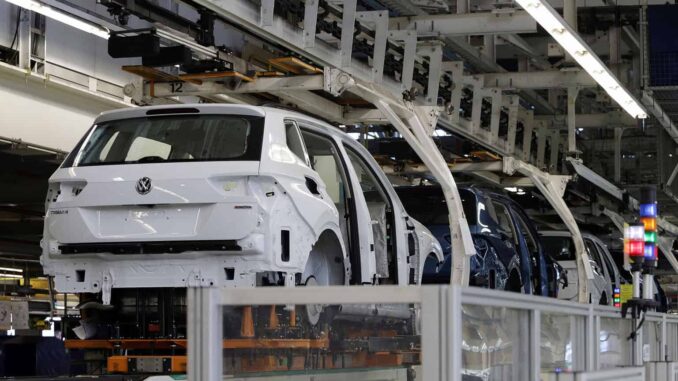 Exportación de autos creció 2.45% en primer trimestre de 2026