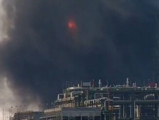 Controlado el incendio en bodega de refinería de Dos Bocas