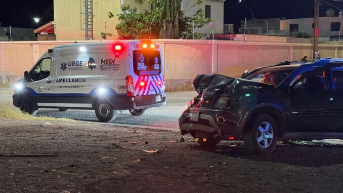 Conductores provocan choque en Praderas del Sur ; uno ebrio