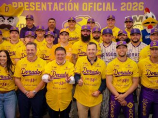 Marco Bonilla respalda a Dorados en presentación del equipo que jugará en la Liga Mexicana de Béisbol