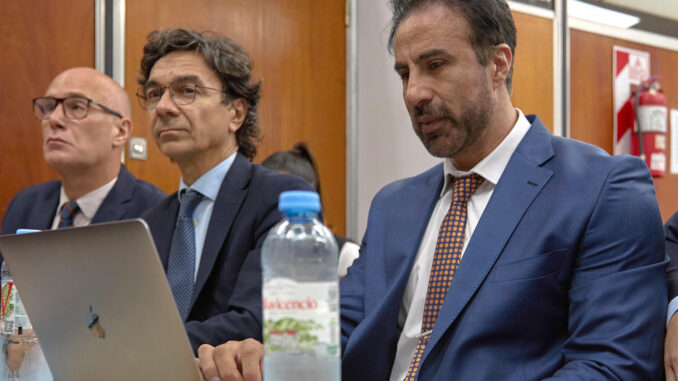 Nuevo juicio por muerte de Maradona comienza con nuevas estrategias y acusaciones cruzadas