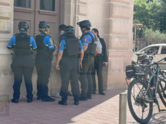 Detienen a hombre por falta administrativa en el Centro