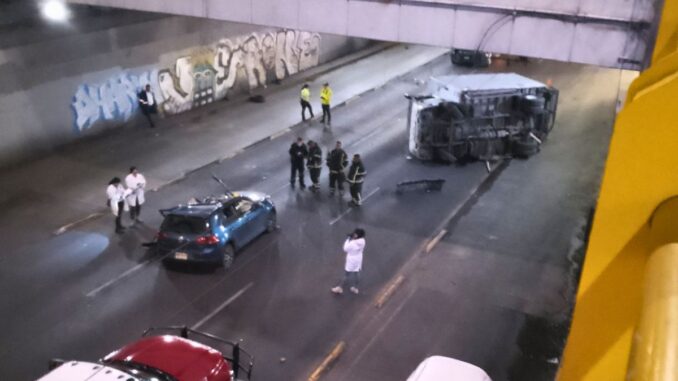 Choque sobre Eje Central deja un joven muerto, ¿qué ocurrió?