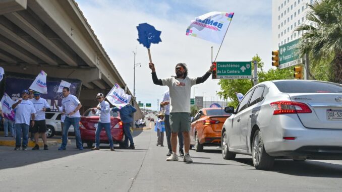 Promocionan la página Que Bonilla es Chihuahua en cruceros de la ciudad