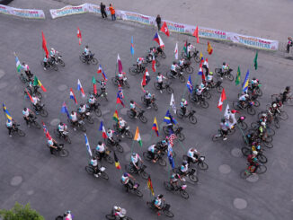 Protestan contra «limpieza social» por ciclovía en CDMX rumbo al Mundial