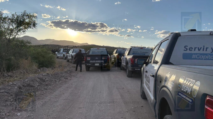 Hallan arma de fuego en brecha de ejido; investigan posible vínculo con joven sin vida 