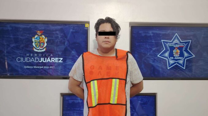 Detienen a conductor tras persecución y le aseguran droga