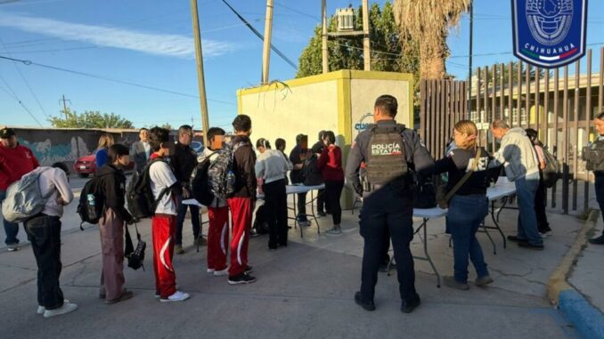 Mantienen AEI y SSPE operativo en escuela de Nuevo Casas Grandes por amenaza