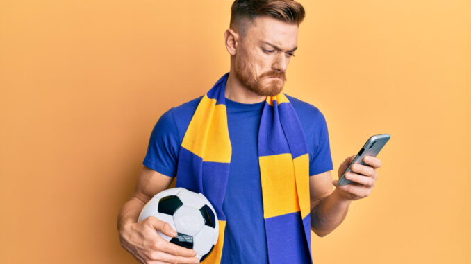 Alerta por fraude con stickers y álbumes de fútbol en América Latina