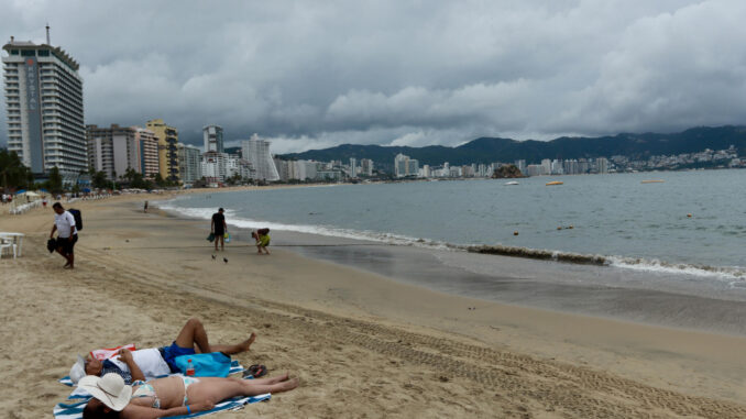 México prevé más ciclones en el Pacífico y calor intenso este verano