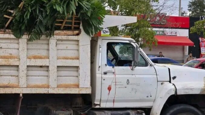 #Video Ataque contra cortejo fúnebre deja 2 muertos en Culiacán