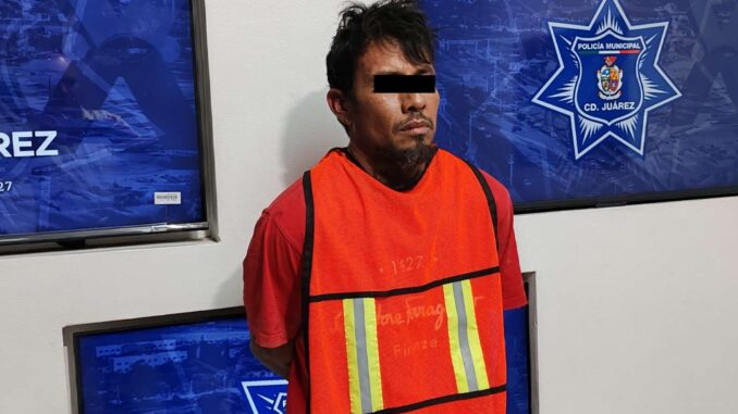 Lo arrestan por prender fuego a la casa de su esposa
