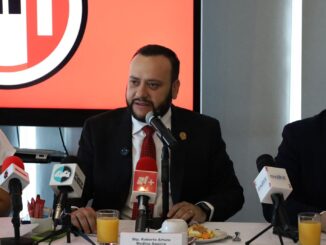 “Cobardes y doble cara”; Morena pidió que sacaran a jóvenes del Congreso: Medina responde a Estrada