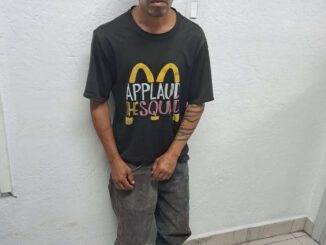 Piden apoyo para localizar a familia de hombre extraviado