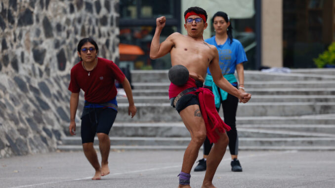 Ulama, el ancestral juego de pelota mexicano que busca su impulso en el Mundial