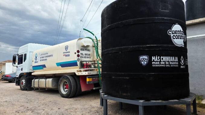 Instala JMAS tinacos de alta capacidad en la colonia UP