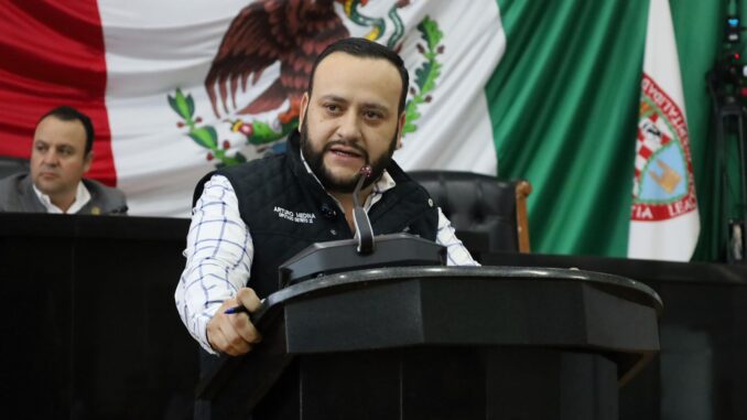 Tanto miedo le tiene Morena a Maru, que su dirigente nacional tiene que venir a convocar movilizaciones; saben que el pueblo de Chihuahua los repudia”: Arturo Medina