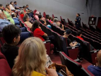 Imparten plática sobre fraudes y delitos cibernéticos a adultos mayores