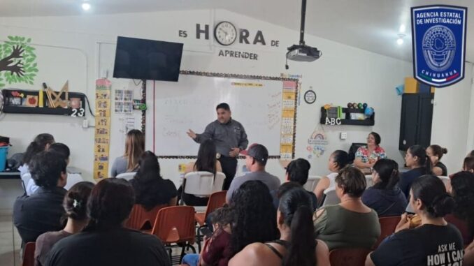 Lleva GOECHI mensaje de prevención y actuación contra el delito a padres de familia de escuela en NCG