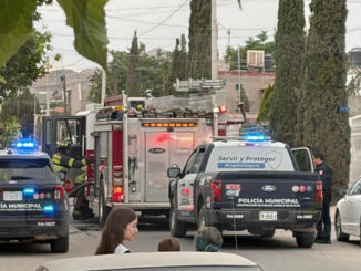 Incendio consume habitaciones de vivienda en la colonia Revolución; hay un detenido