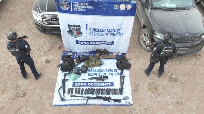 Aseguran armamento y vehículos tras enfrentamiento a la altura de la caseta Cuauhtémoc 
