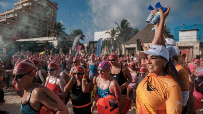 Arranca El Cruce en Cancún, certamen de aguas abiertas de talla mundial