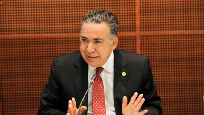 Enrique Inzunza rechaza contacto con autoridades de EE.UU. ante señalamientos en su contra