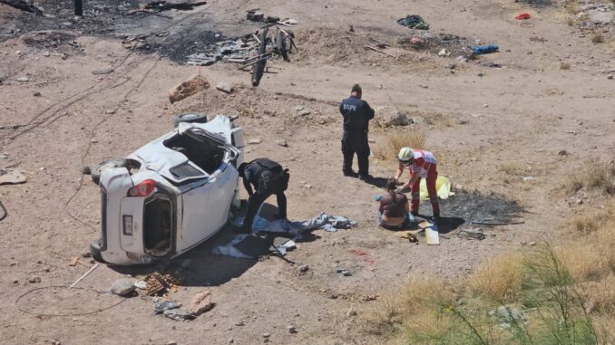 Conductora cae a barranco en la carretera Chihuahua-Aldama