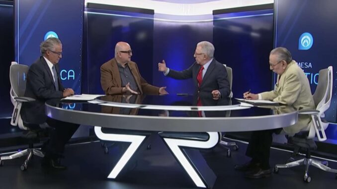 Mesa de análisis destroza estrategia de Morena en Chihuahua