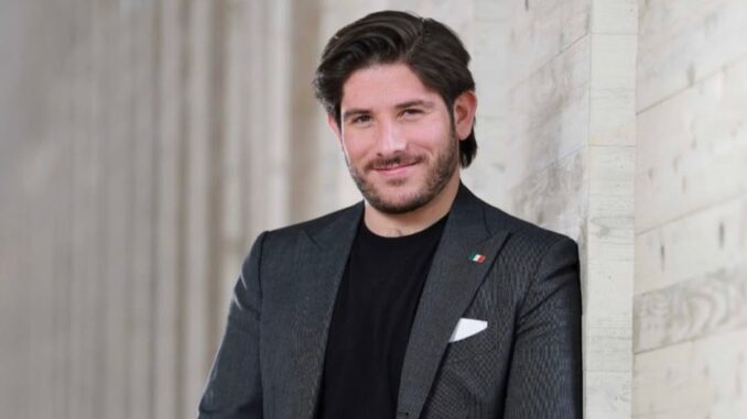 Tenor Mario Rojas celebra su décimo aniversario artístico en Bellas Artes