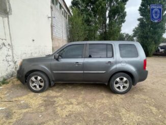 Asegura AEI Occidente dos vehículos: una Captiva con reporte de robo en Guachochi y una Pilot con placas sobrepuestas