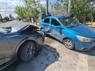 Conductora omite alto en cruce de San Felipe