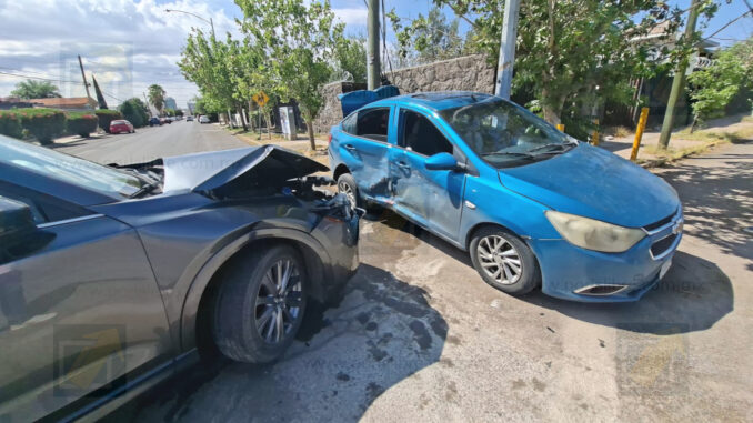 Conductora omite alto en cruce de San Felipe