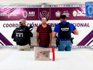 Presentan a presunto homicida del motel Delicias; capturado tras persecución y choque
