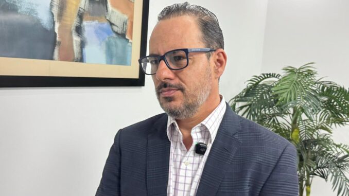 Acusa Jorge Soto persecución política tras citatorio de la FGR a Maru Campos