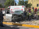 Fuerte choque frontal en el Juventud deja a conductor atrapado entre los fierros