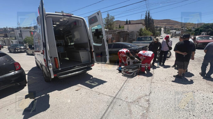 Fuerte choque en Valle de la Madrid deja a motociclista herido