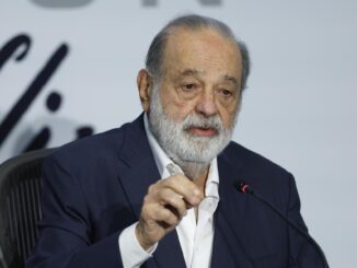 Carlos Slim anuncia inversiones en México de 5 mil millones de dólares en 2026