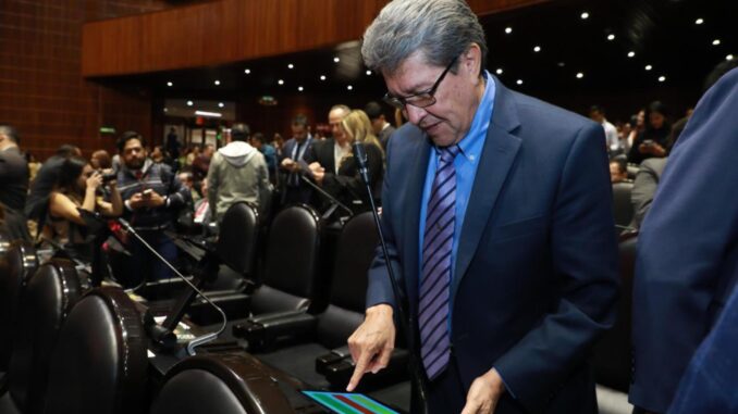 Monreal frena discusión de reforma electoral por falta de consenso