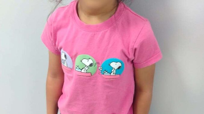 Solicitan apoyo de la comunidad para localizar a la familia de niña extraviada