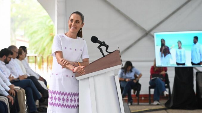 Sheinbaum anuncia inversión de 190 mil mdp en Veracruz para recuperación de petroquímica, obras carreteras, agua y salud