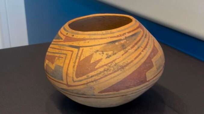 Estados Unidos restituye dos piezas arqueológicas del patrimonio cultural de México